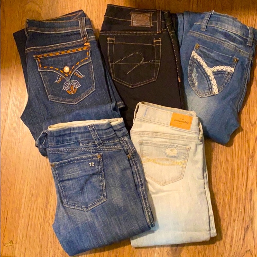 Bundle 5 Blue Jeans Joe’s paige boots cuts